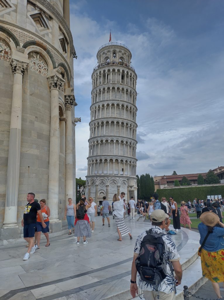 Italy Part Two: The Tuscan Capital (and Pisa) - Roadnaranja